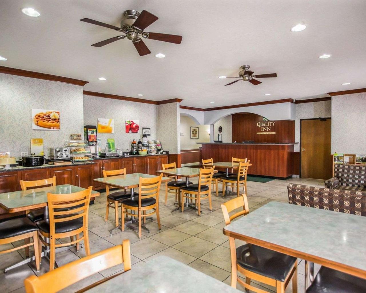 Quality Inn Peru Near Starved Rock State Park Екстериор снимка